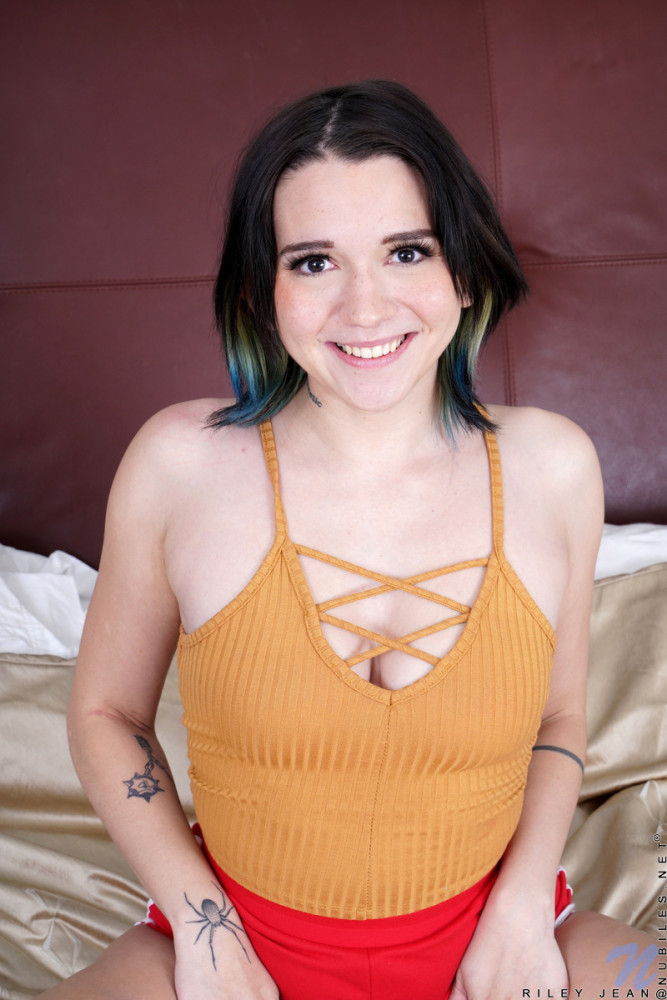 Riley Jean Using A Dildo And A Vibrator At The Same Time - #4