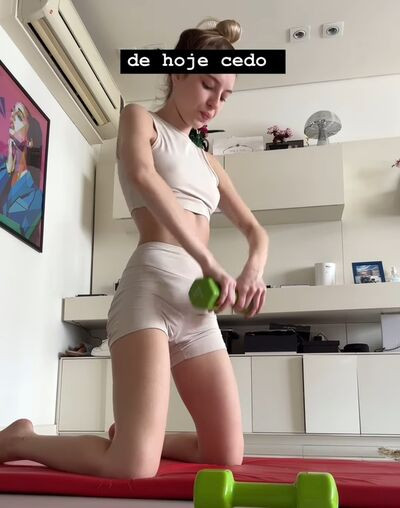 Fernanda Schneider - #12
