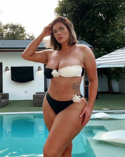 Sophie Hall - #8