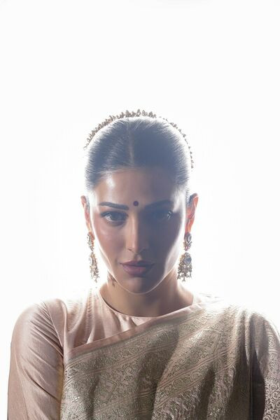 Shruti Hasan shrutihaasan shrutzhaasan - #6