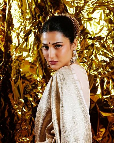 Shruti Hasan shrutihaasan shrutzhaasan - #4