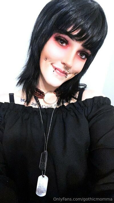 gothicmomma - #12