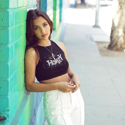 Arianna Rivas - #1