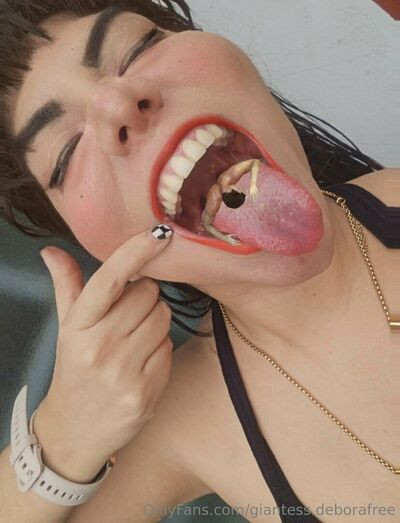 giantess.deborafree - #9