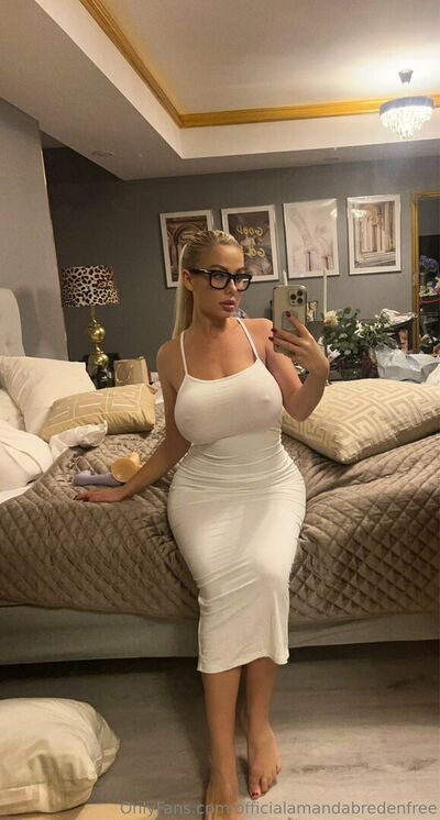 officialamandabredenfree - #17