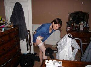 Older amateur Slut Scot Susan changes her hosiery before sex while on the rag - Scotland on picsofsex.com