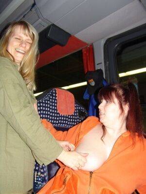 Older amateur Sweet Susi has lesbian sex while travelling on a bus on picsofsex.com