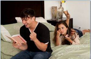 Allie Haze gets fucked hardcore and takes a cumshot on her smiley face on picsofsex.com