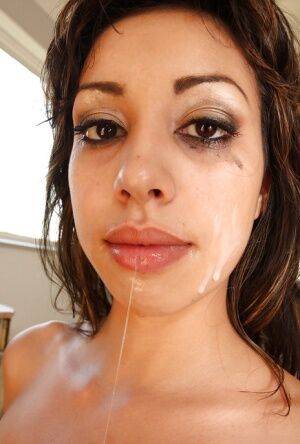 Smoking hot Latina vixen Sisi Sinz slams herself with a banana and a cucumber on picsofsex.com