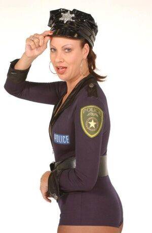 Hot MILF Vanessa Videl goes for a hot solo and dons her slutty police uniform on picsofsex.com