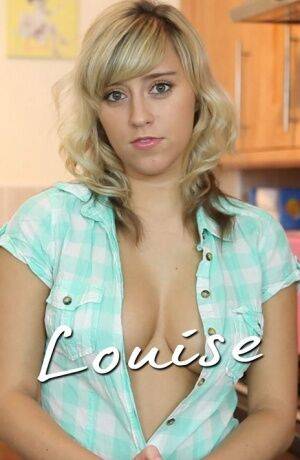 Downblouse Jerk DOLLY P on picsofsex.com
