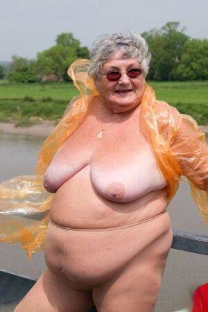 Obese British amateur Grandma Libby casts off a see-through raincoat - Britain on picsofsex.com