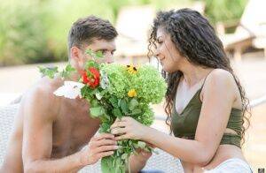 White girl with wavy hair fucks a guy on the patio after receiving flowers on picsofsex.com