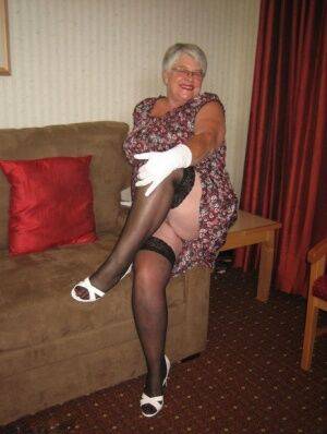 Silver haired nan Girdle Goddess bares her big tits and twat in white gloves on picsofsex.com