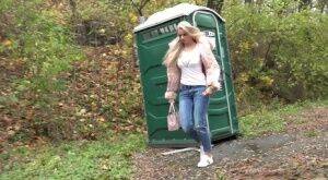 Blonde Katy Sky has to drop her jeans & pee in public because of locked toilet on picsofsex.com