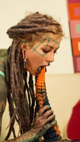 Z an 002 g anuskatzz tentacl solo analzip on picsofsex.com