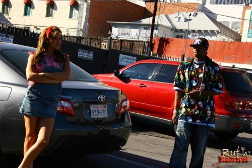 Gwen Diamond Is The Newest Slut On The Interracial Menu. She Was Raised In A Mainly White Town And Would Drive For Hours To Play With Black Cock. on picsofsex.com