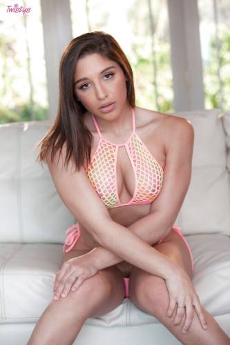 Slim american pornstar Abella Danger in hot bikini show some foot fetish - Usa on picsofsex.com