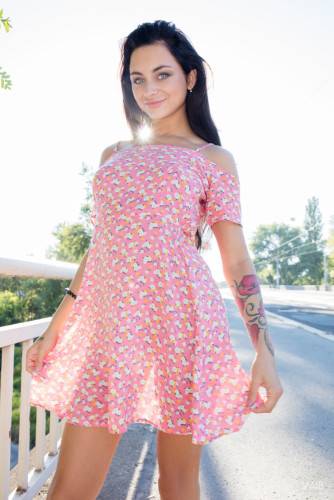 Rangy dark hair teen Dominika Dark in skirt exhibiting her ass and loving sex toy outdoor on picsofsex.com