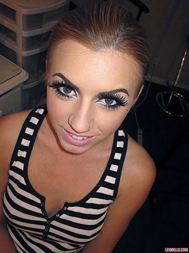 Behind The Scenes With Naughty Girl Lexi Belle That Shows Her Private Parts on picsofsex.com