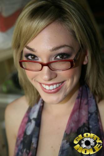 Lily LaBeau on picsofsex.com