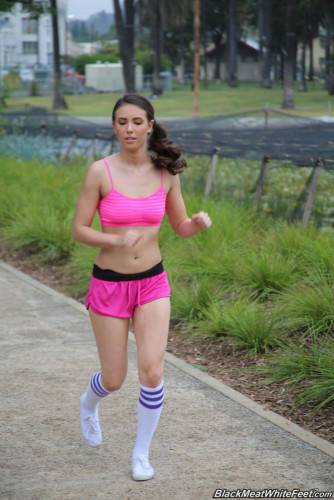 It Ain't Easy For Casey Calvert To Keep Up That Top Notch Physique. She's Always Running And Keeping Her Body Fit, And It Looks As If It's About To Catch Up With Her. on picsofsex.com