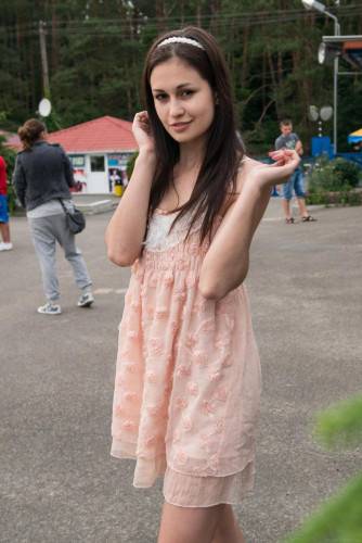 Elegant And Graceful Teen Brunette Lilian A Exposes Her Creamy Bod Outdoors on picsofsex.com