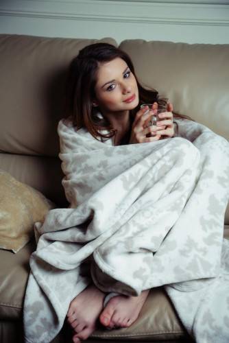 Brunette Beauty Winds Down With Her Favorite Tea And Some Masturbation Action on picsofsex.com