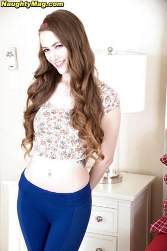 Gracile american brunette youthful Samantha Hayes in hot underwear baring small tits and butt - Usa on picsofsex.com