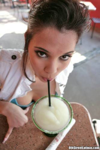 Filthy Latinas Veronique Vega And Renae Blow And Ride Guyâ€™s Milking Piston on picsofsex.com