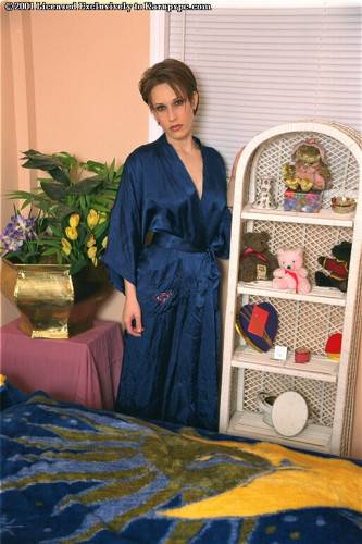 Hot youthful Alice in underwear exposes big knockers and jerks off on picsofsex.com