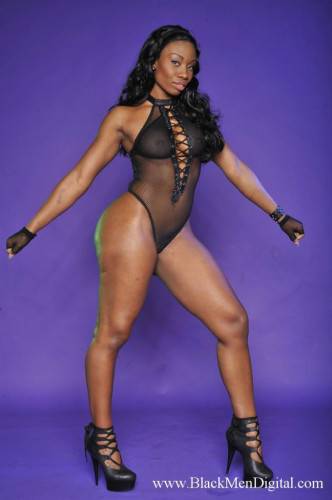 Ebony Temptress La Starya With Big Booty Poses In See-through Black Body Suit on picsofsex.com