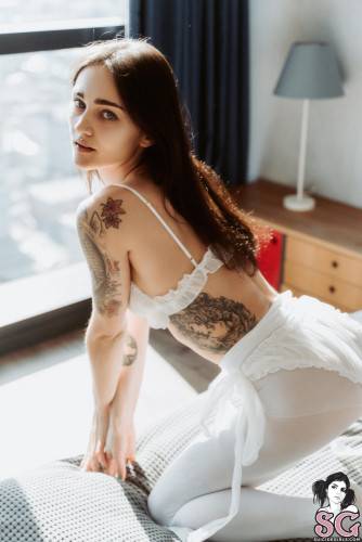 Dariseyes in A Pearl of Tenderness by Suicide Girls on picsofsex.com