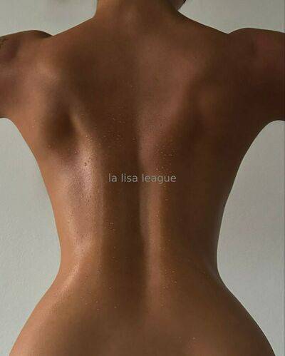 Lalisaleague on picsofsex.com