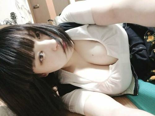 でで 爆乳♡Hカップちゃん-Dede on picsofsex.com