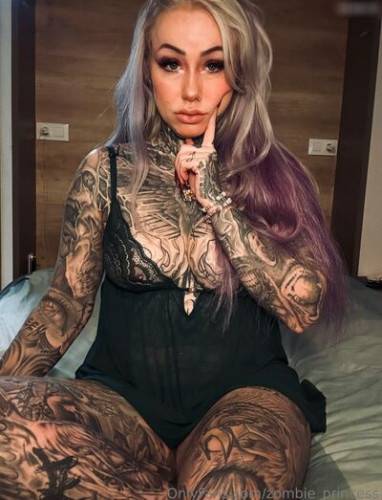 Inked_zombieprincess on picsofsex.com