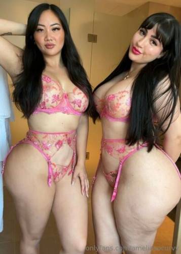 Ameliasocurvyy amirathick foreignamira on picsofsex.com