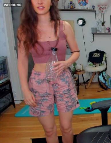 JasminGnu on picsofsex.com
