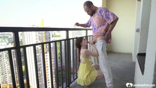 Fucking a hottie on the balcony is amazing on picsofsex.com