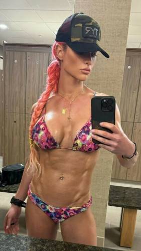 Natalieevamarie on picsofsex.com