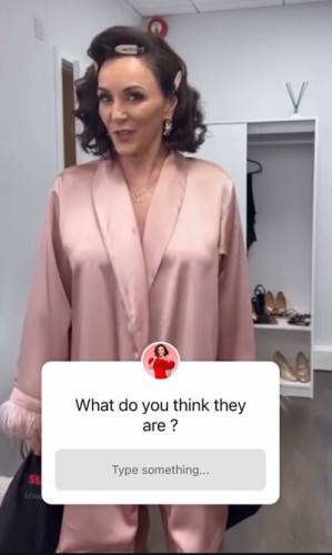 Shirleyballas on picsofsex.com