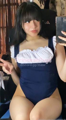 Princesspupi on picsofsex.com