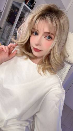 PeachMilky_ on picsofsex.com