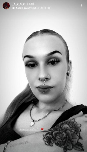 _a_x_n_x on picsofsex.com