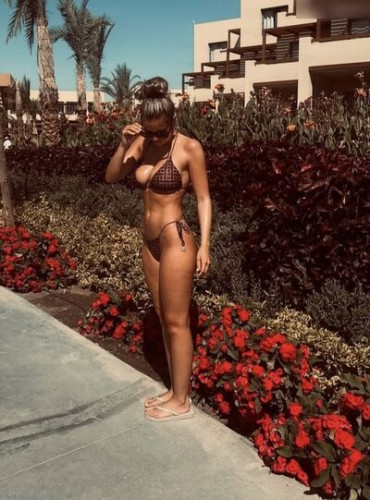 Sophiael1512 on picsofsex.com
