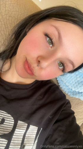 Cassieonlyxo on picsofsex.com