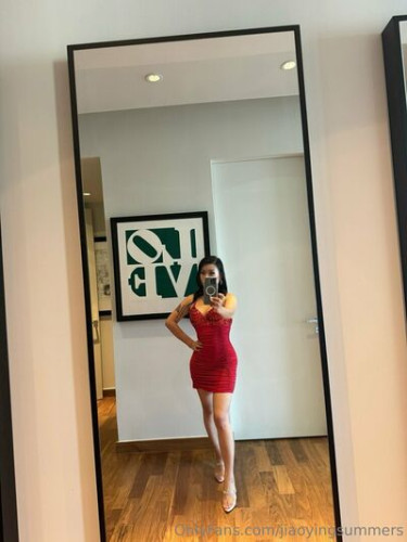 Jiaoyingsummers on picsofsex.com
