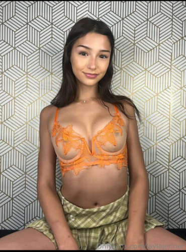 Thelaylajenner on picsofsex.com