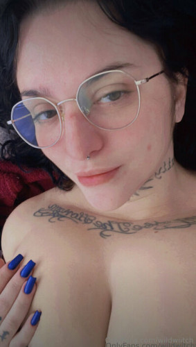 Wildwiitch on picsofsex.com