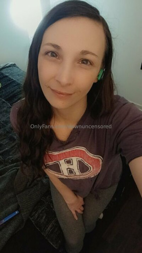 Dawnuncensored on picsofsex.com